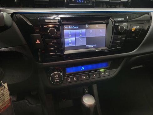 Used 2016 Toyota Corolla S FWD image 14