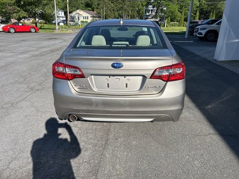Used 2016 Subaru Legacy 2.5i Premium AWD/4WD image 4