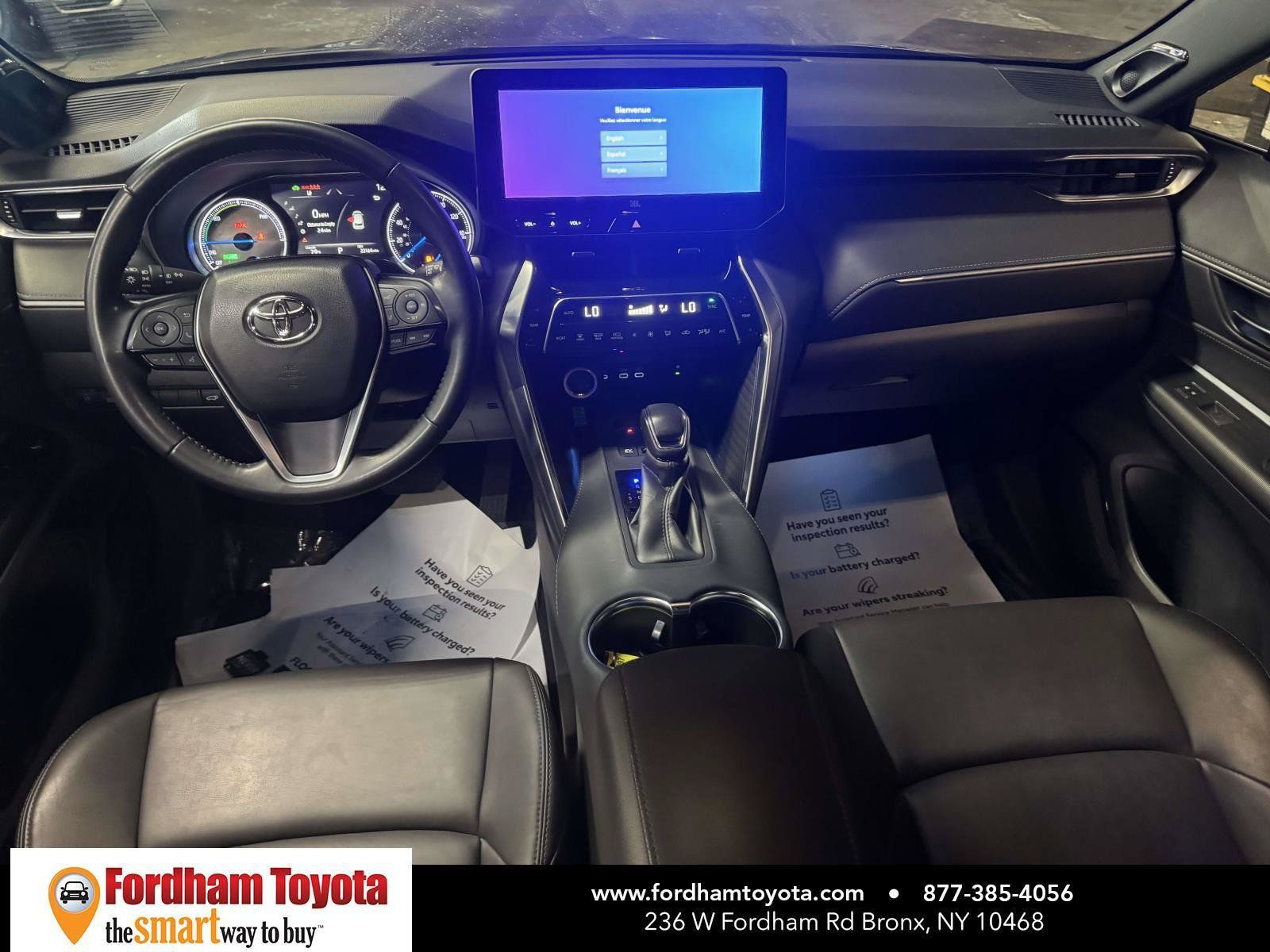 Used 2023 Toyota Venza XLE AWD/4WD image 13