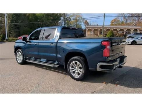 Certified 2022 Chevrolet Silverado 1500 LTZ w/ LTZ Premium Package AWD/4WD image 6
