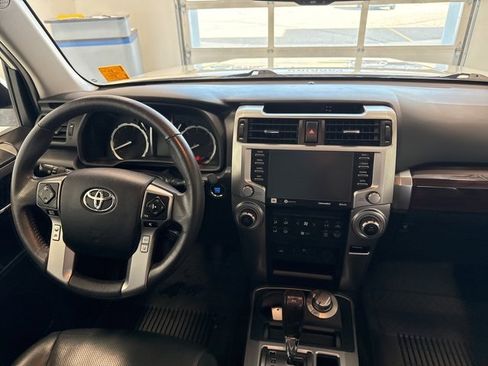 Used 2021 Toyota 4Runner Limited image 22