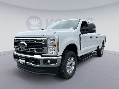 New 2026 Ford F350 XLT w/ FX4 Off-Road Package