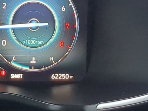 Used 2021 Hyundai Santa Fe Limited image 22