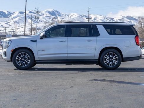Used 2021 GMC Yukon XL AT4 w/ AT4 Premium Plus Package image 3