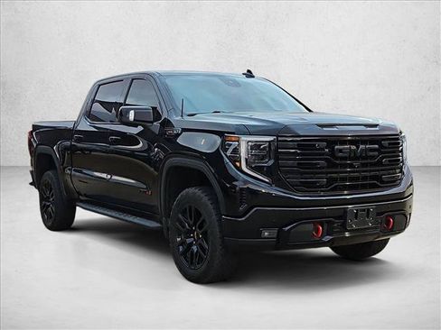 Used 2023 GMC Sierra 1500 AT4 w/ AT4 Premium Package AWD/4WD image 3