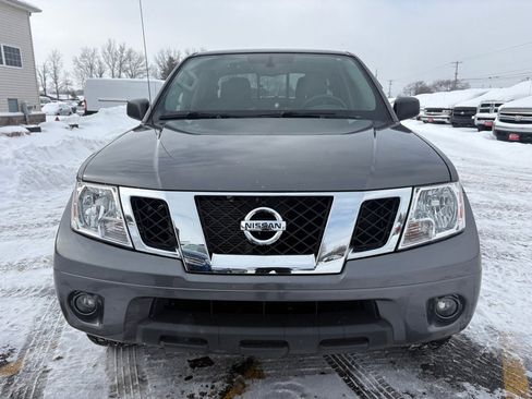 Used 2019 Nissan Frontier SV w/ Value Truck Package image 3