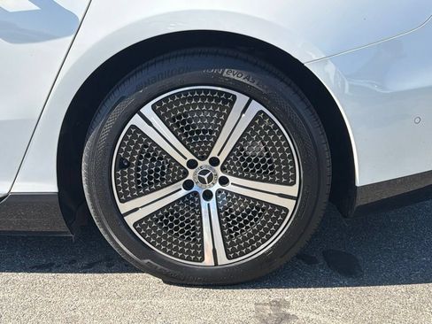 Used 2022 Mercedes-Benz EQS 450+ Sedan image 18