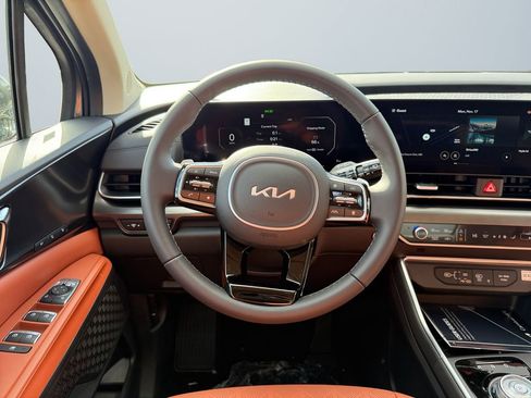 New 2026 Kia Carnival SX w/ SX Dark Edition Package image 12