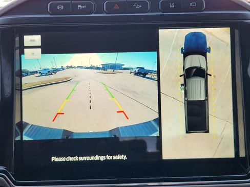 Used 2022 Ford F350 Platinum w/ FX4 Off-Road Package image 18