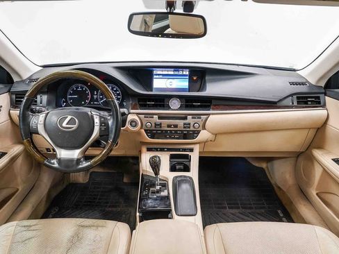 Used 2013 Lexus ES 350 w/ Luxury Pkg FWD image 12