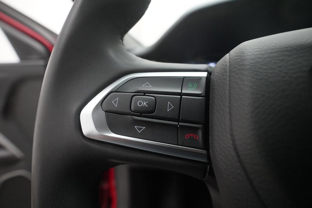 Used 2024 Jeep Compass Latitude AWD/4WD image 17