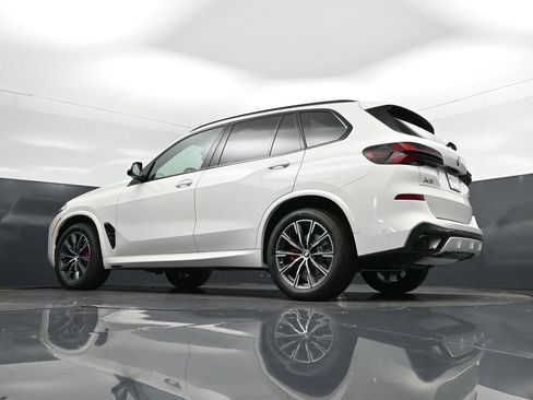 New 2026 BMW X5 sDrive40i w/ M Sport Package RWD image 40
