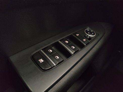 Used 2020 Kia Forte LXS FWD image 27