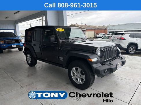 Used 2019 Jeep Wrangler Unlimited Sport S AWD/4WD image 7