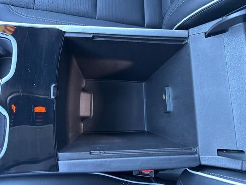 Used 2025 Buick Enclave Sport Touring image 29