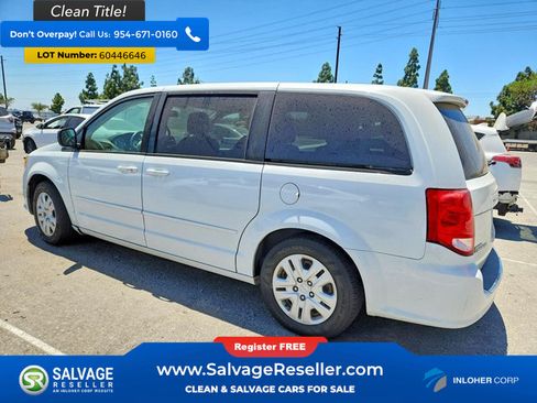 Used 2015 Dodge Grand Caravan SE w/ Quick Order Package 29E SE FWD image 3