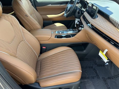 New 2026 INFINITI QX60 Autograph image 9