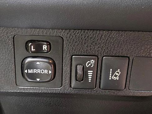 Used 2016 Toyota RAV4 XLE image 8