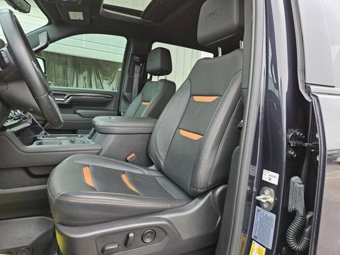 Used 2024 GMC Sierra 2500 AT4 w/ AT4 Premium Plus Package AWD/4WD image 16