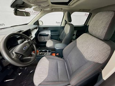 Used 2023 Ford Maverick XLT image 19