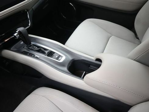 Used 2022 Honda HR-V EX image 32