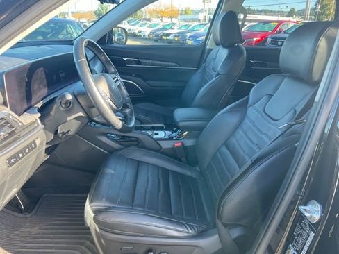 Used 2023 Kia Telluride SX Prestige image 18