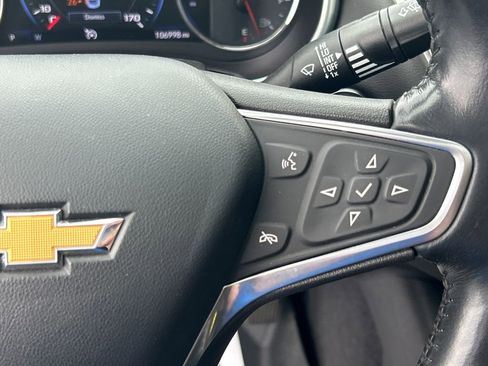 Used 2022 Chevrolet Malibu Premier FWD image 22