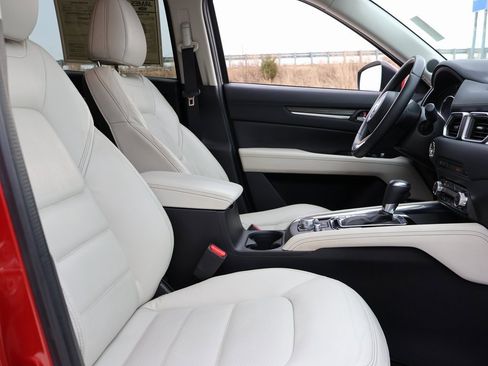 Used 2017 MAZDA CX-5 Grand Touring w/ Premium Package image 9