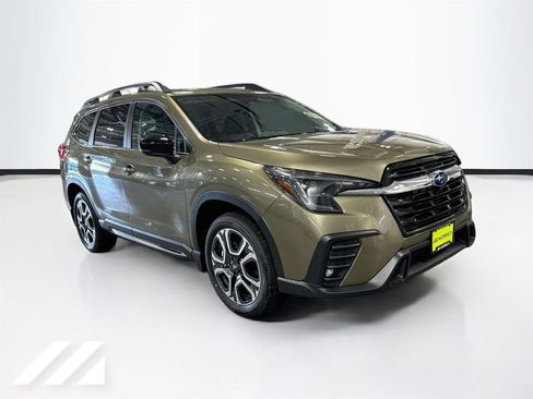 New 2026 Subaru Ascent Limited AWD/4WD image 3