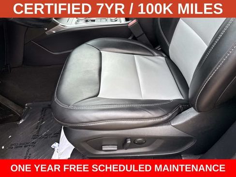 Used 2022 Ford Explorer XLT w/ Equipment Group 202A AWD/4WD image 15