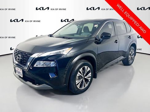 Used 2023 Nissan Rogue SV AWD/4WD image 3