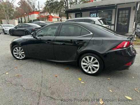 Used 2016 Lexus IS 200t image 5
