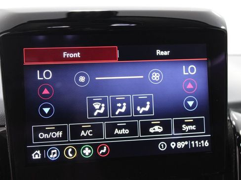 Used 2021 Chevrolet Traverse LT AWD/4WD image 31