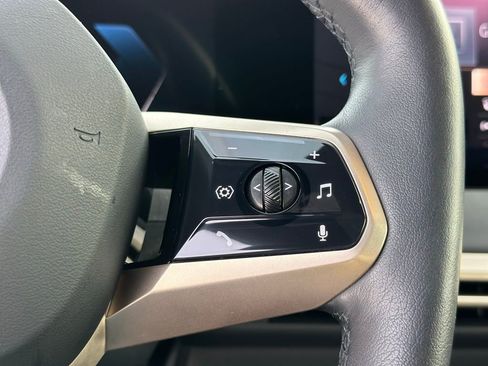 Certified 2025 BMW iX xDrive50 w/ Premium Package image 33