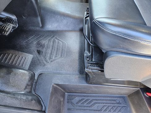 Used 2020 Ford Transit 250 Medium Roof w/ Load Area Protection Package image 16