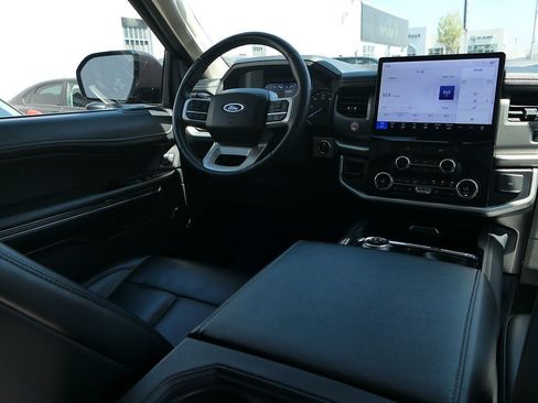 Used 2024 Ford Expedition Max XLT RWD image 24