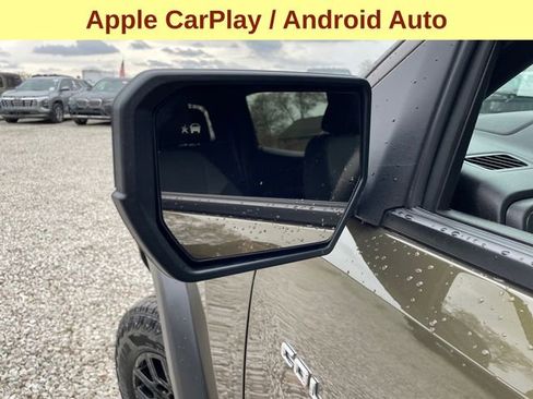 Used 2025 Chevrolet Colorado Trail Boss AWD/4WD image 7