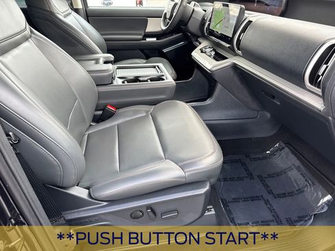 Certified 2025 Ford Expedition Max Active image 15