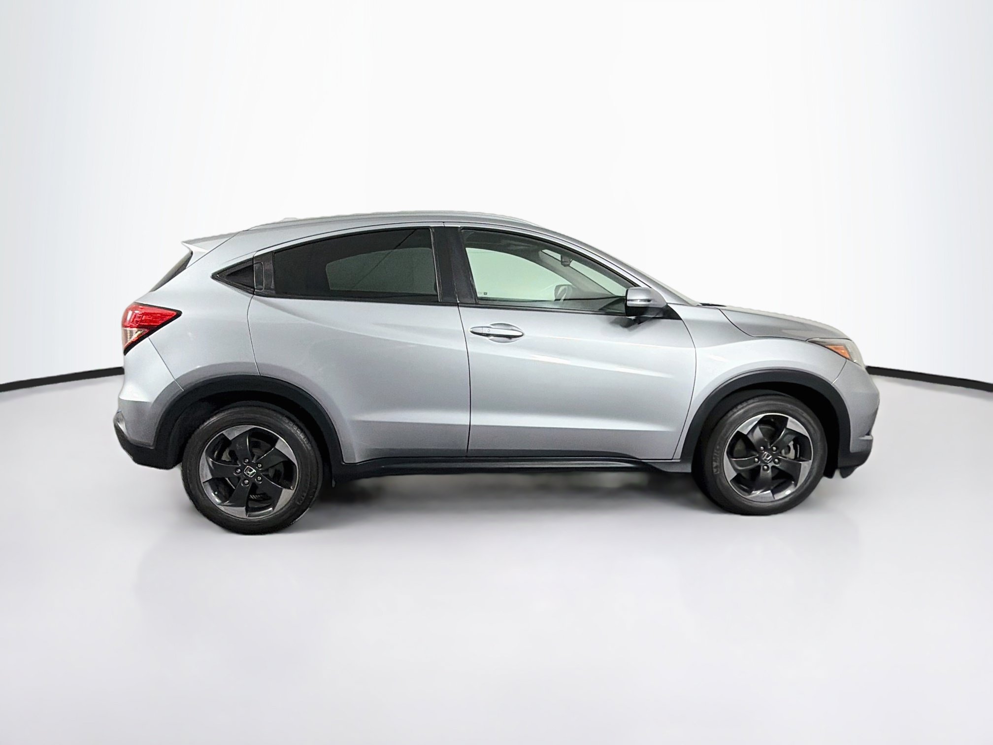 Used 2018 Honda HR-V EX-L image 10