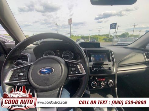 Used 2019 Subaru Forester Premium AWD/4WD image 16