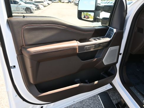 New 2026 Ford F250 King Ranch w/ Chrome Package AWD/4WD image 15