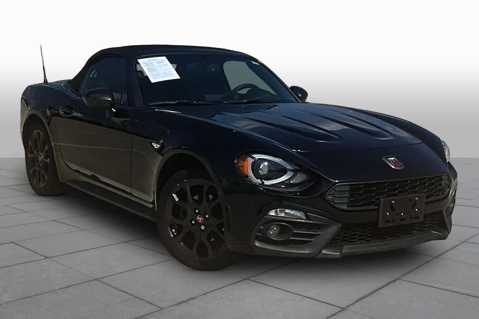 Used 2019 FIAT 124 Spider Abarth w/ Convenience Group RWD image 2