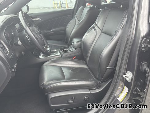 Used 2023 Dodge Charger SXT w/ Plus Group image 11
