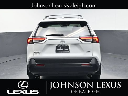 Used 2025 Toyota RAV4 XLE Premium w/ Weather Package FWD image 8