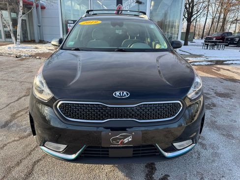 Used 2019 Kia Niro LX image 3