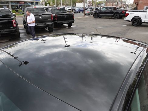 Used 2024 Tesla Model Y Long Range image 7