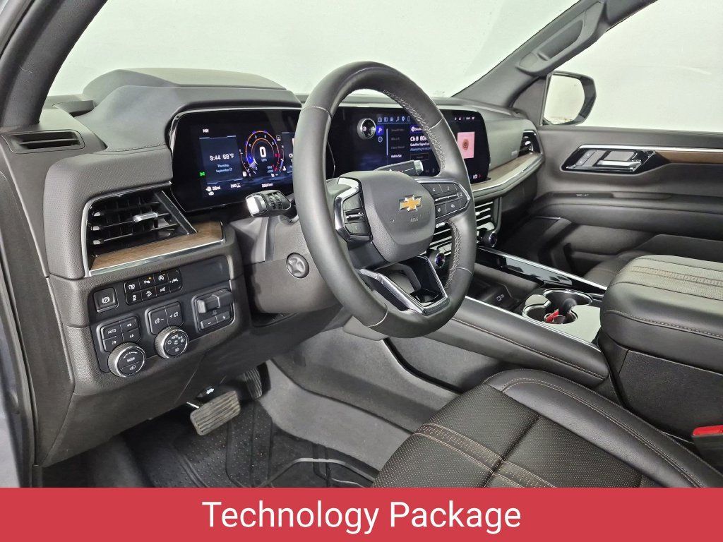 Certified 2025 Chevrolet Tahoe High Country AWD/4WD image 17