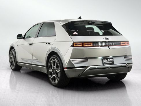 Certified 2024 Hyundai Ioniq 5 Limited AWD/4WD image 3