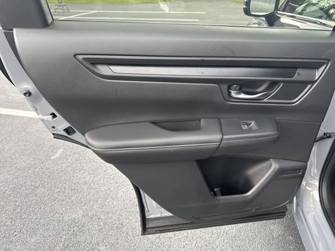 Used 2025 Honda CR-V EX image 28