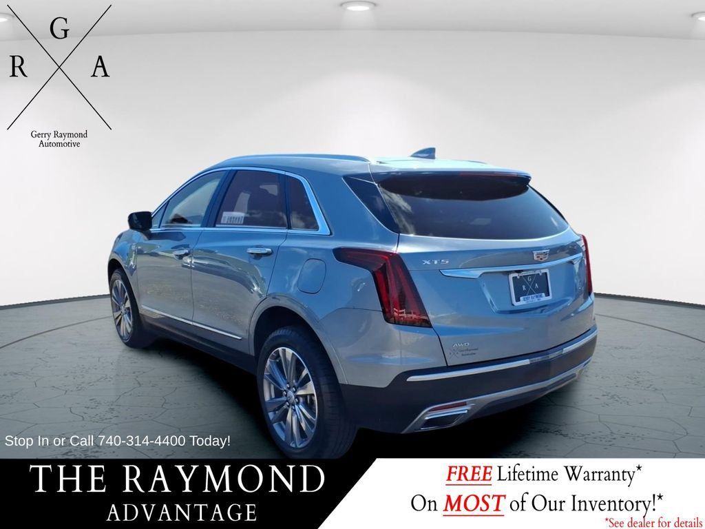 Used 2025 Cadillac XT5 Premium Luxury AWD/4WD image 5